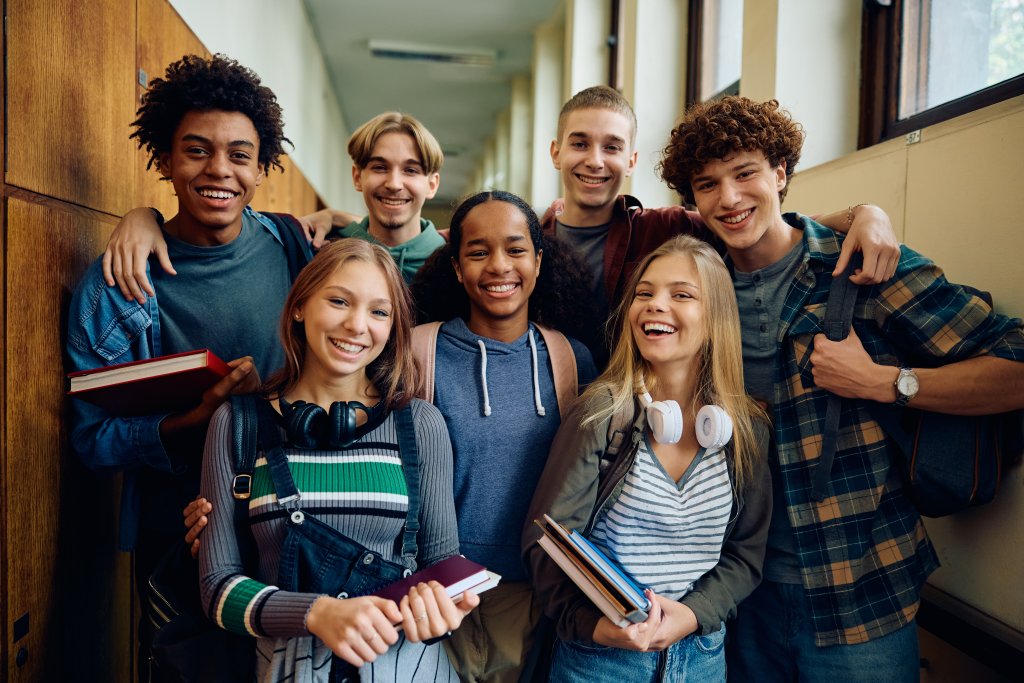 happy-classmates